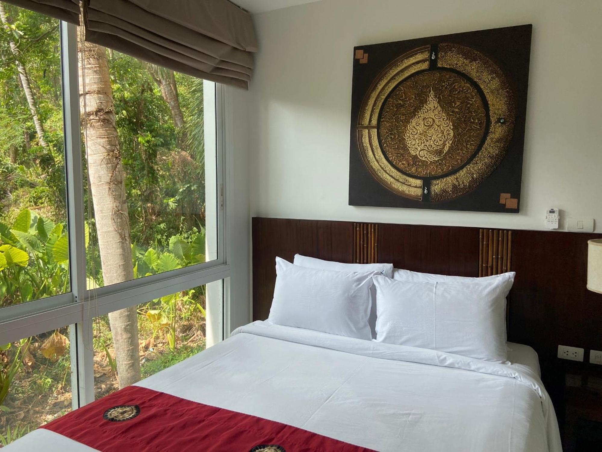 Surin Park By Destada Zimmer foto
