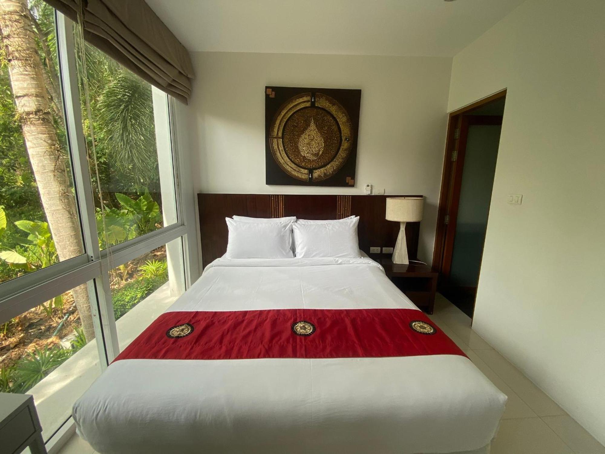Surin Park By Destada Zimmer foto